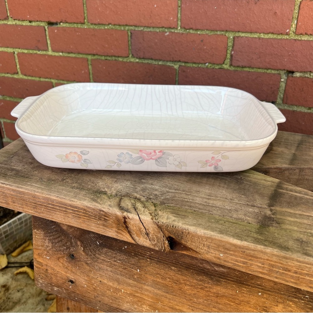 Pfaltzgraff Vintage Wyndham Casserole Dish